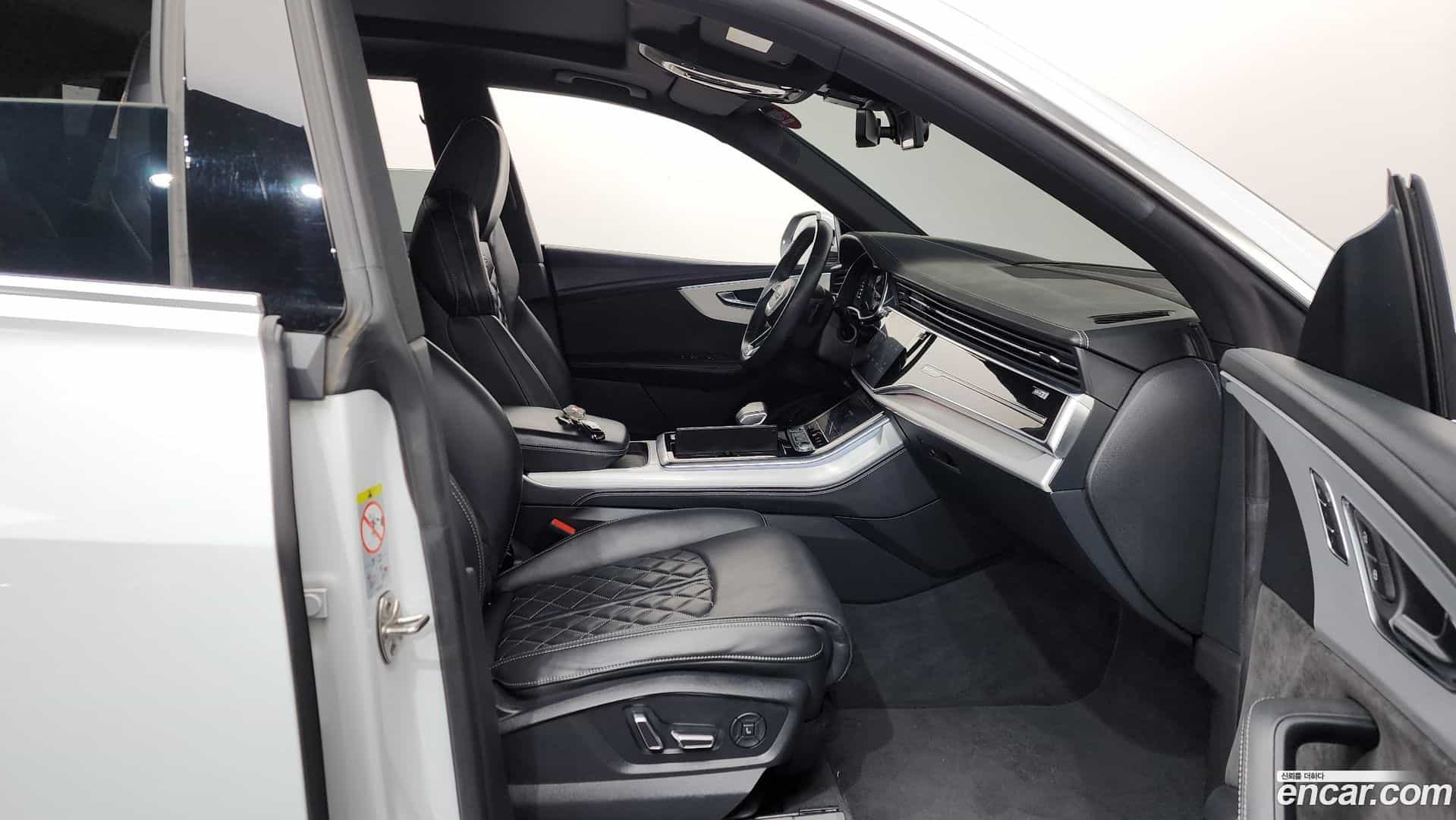 Q8 Audi 2021.2-OPTION-015