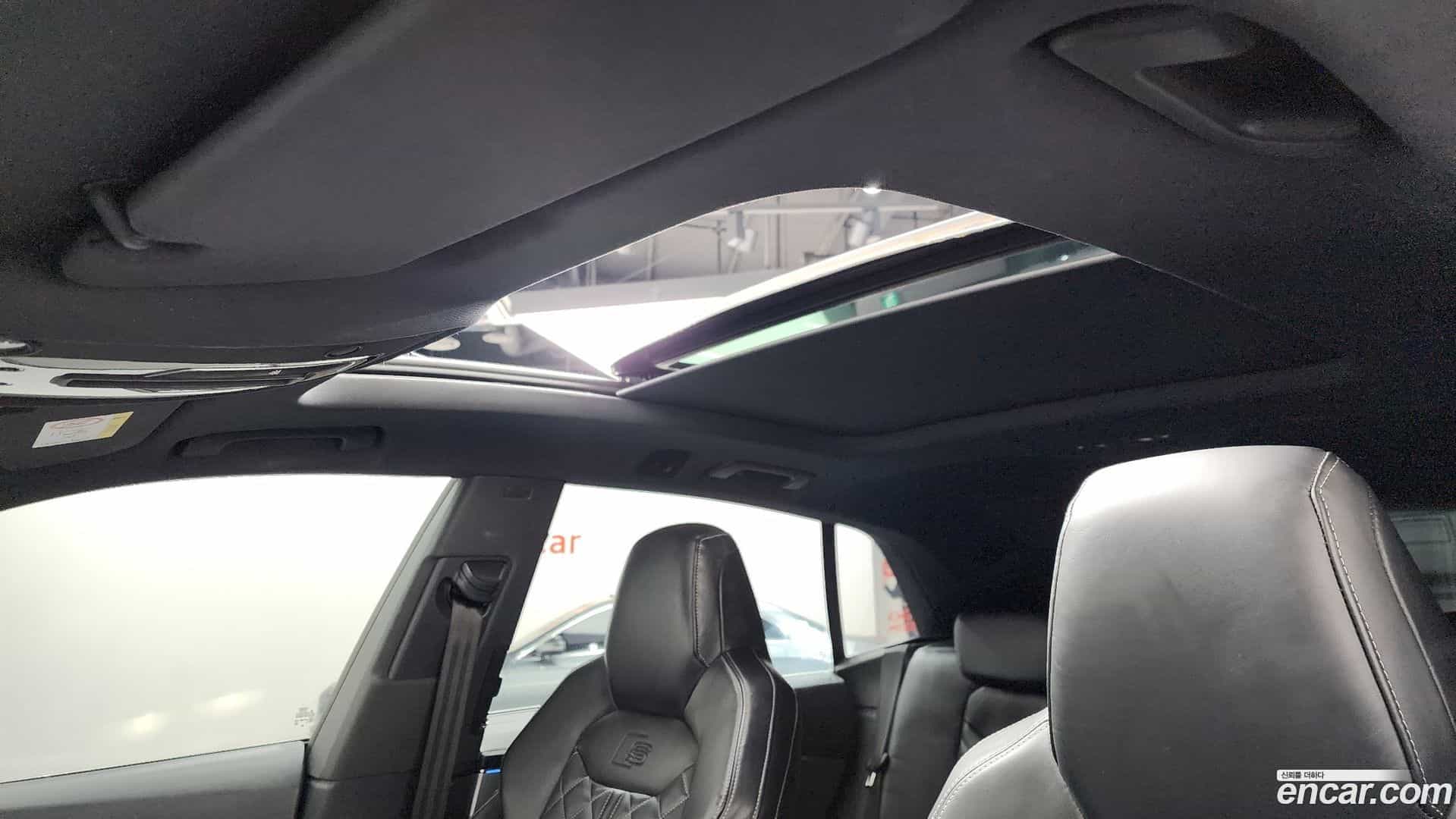 Q8 Audi 2021.2-OPTION-023