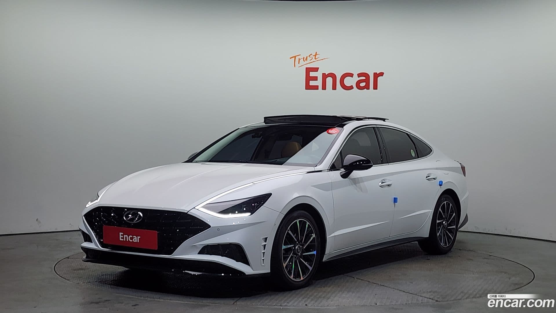 Main__Slider__Photo:Sonata Hyundai 2019.9-0