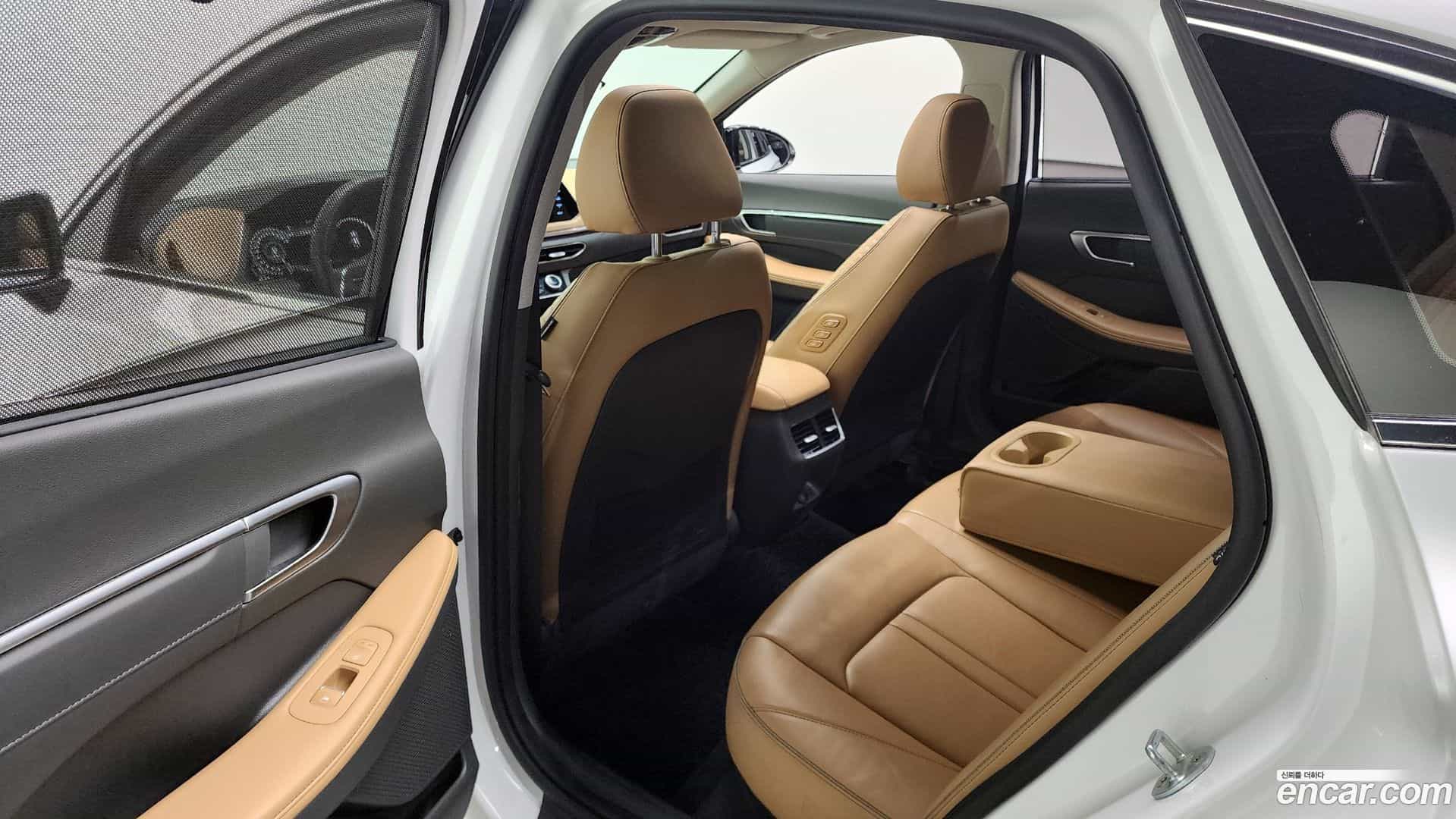 Sonata Hyundai 2019.9-OPTION-015