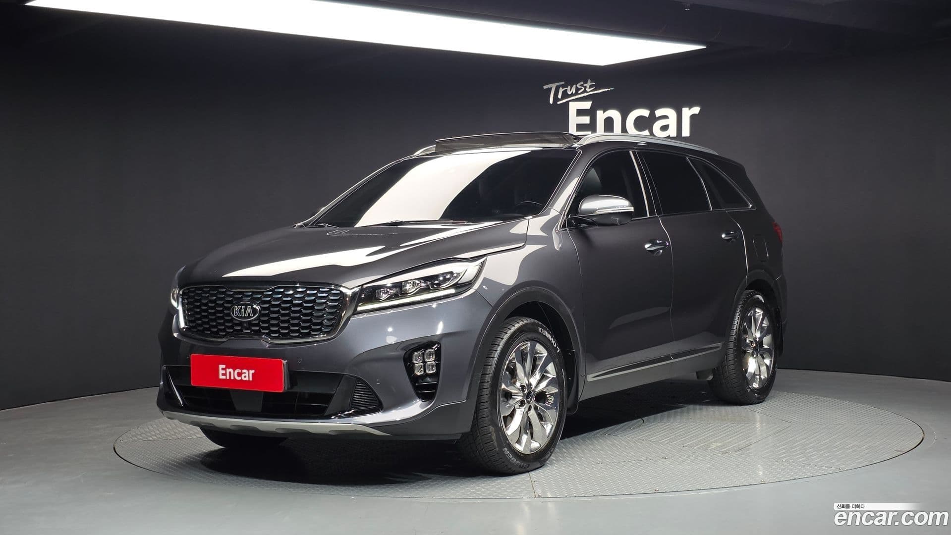 Main__Slider__Photo:Sorento Kia 2019.0-0