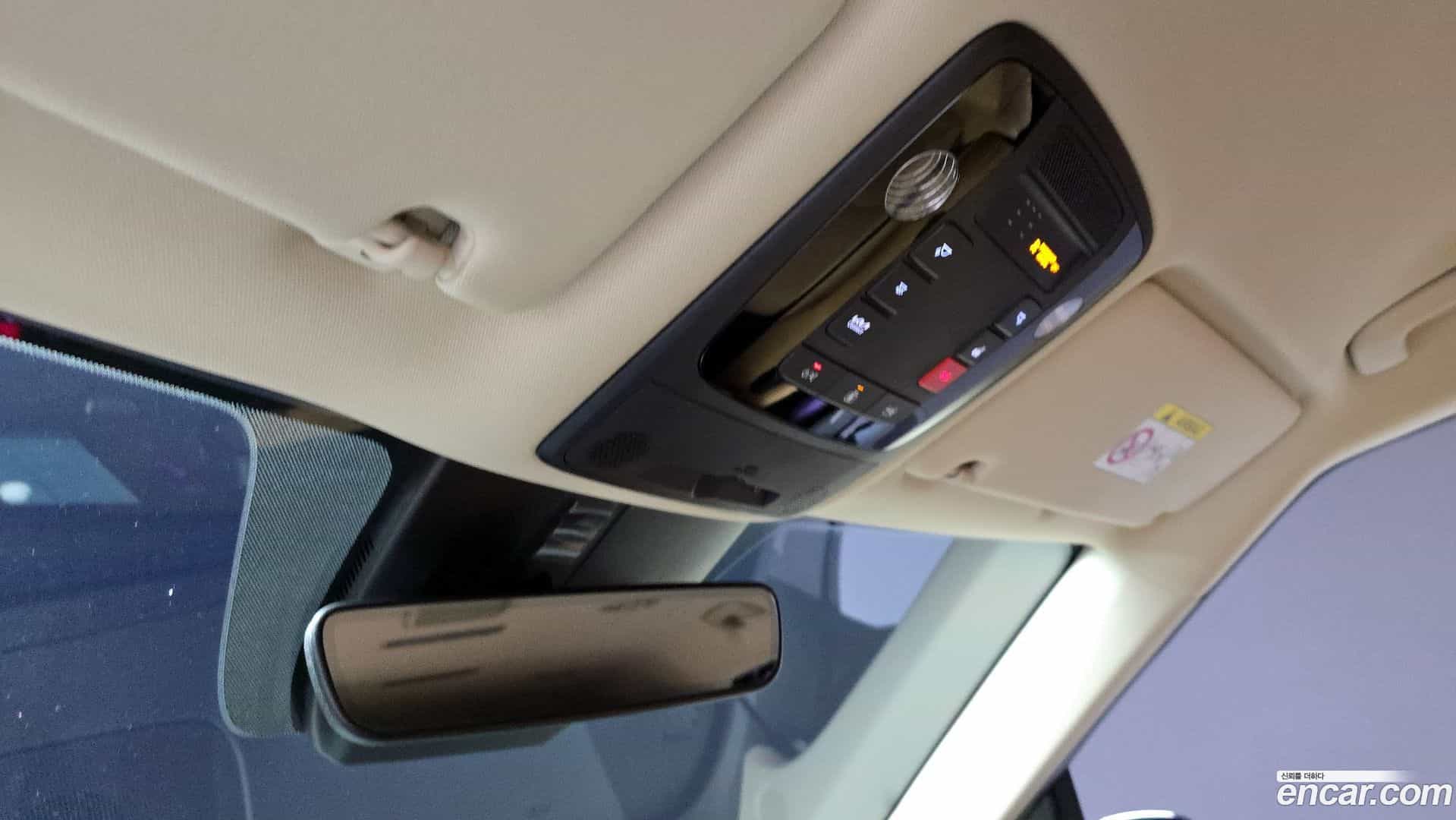 Canival Kia 2022.6-OPTION-023