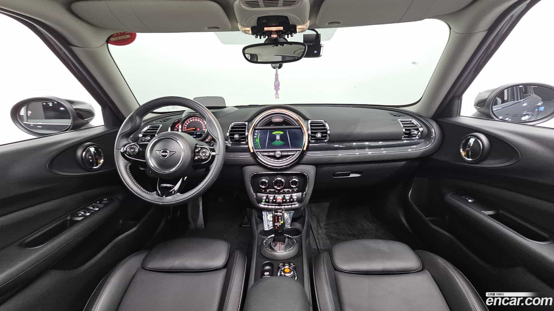 Clubman Mini 2020.5-INNER-007