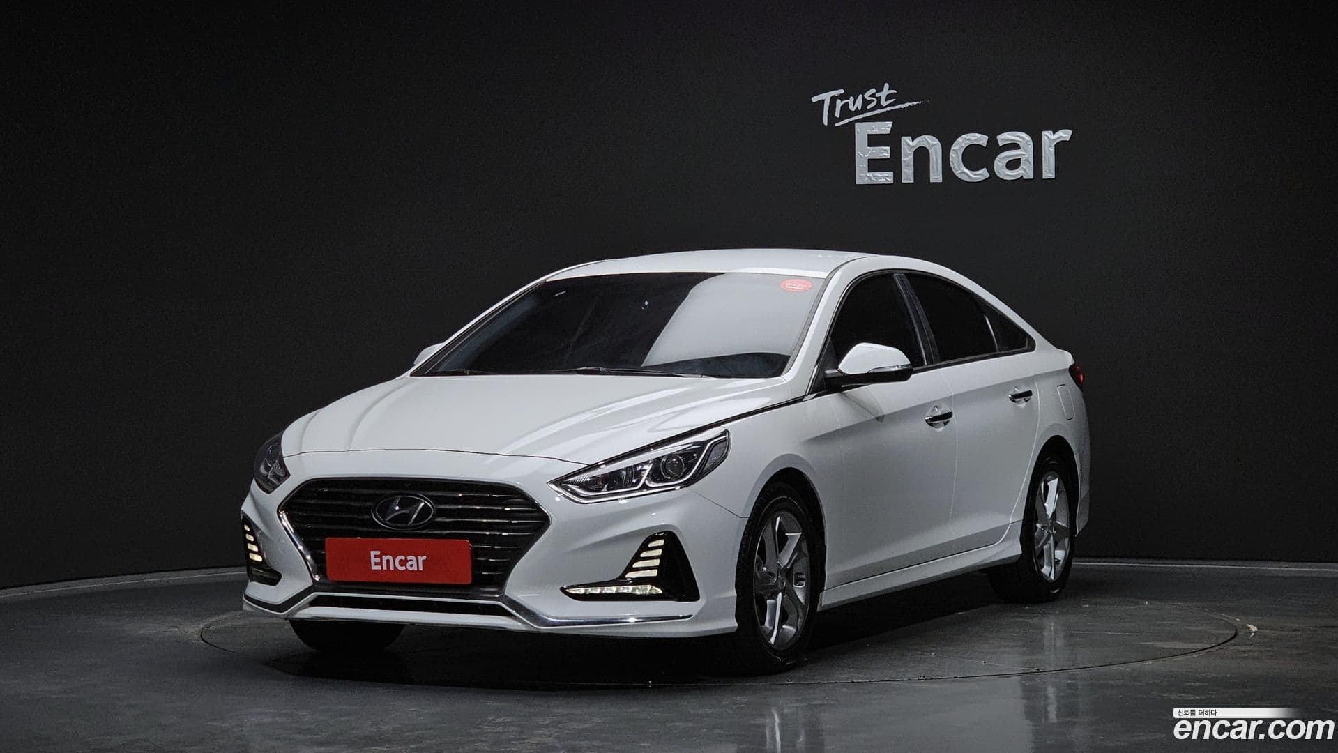 Main__Slider__Photo:Sonata Hyundai 2017.11-0