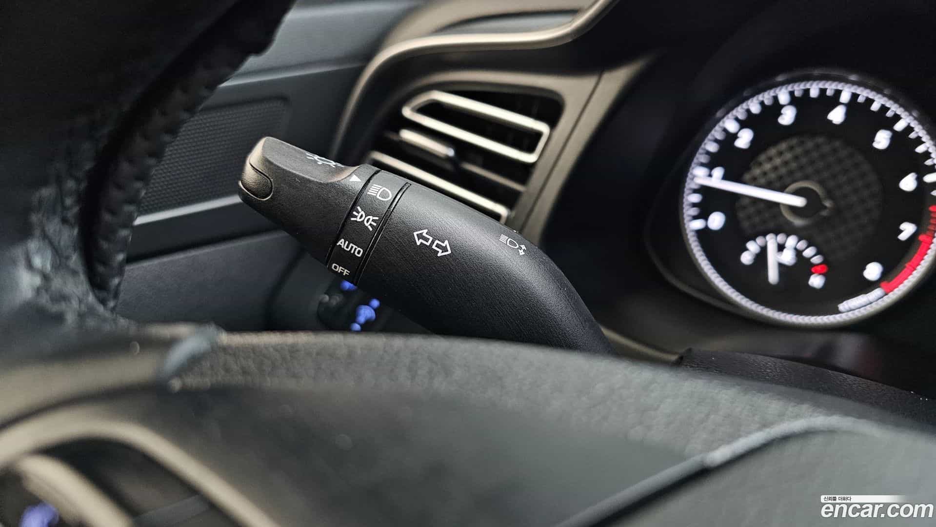 AVANTE Hyundai 2019.4-OPTION-021