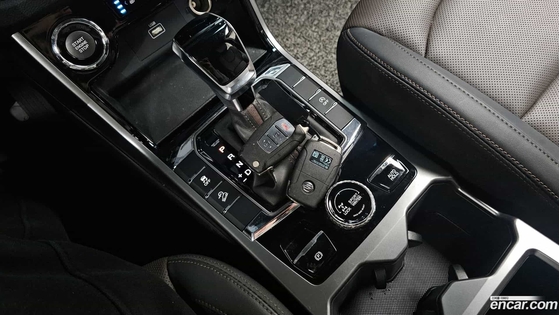 KORANDO KG Mobility 2020.3-INNER-009