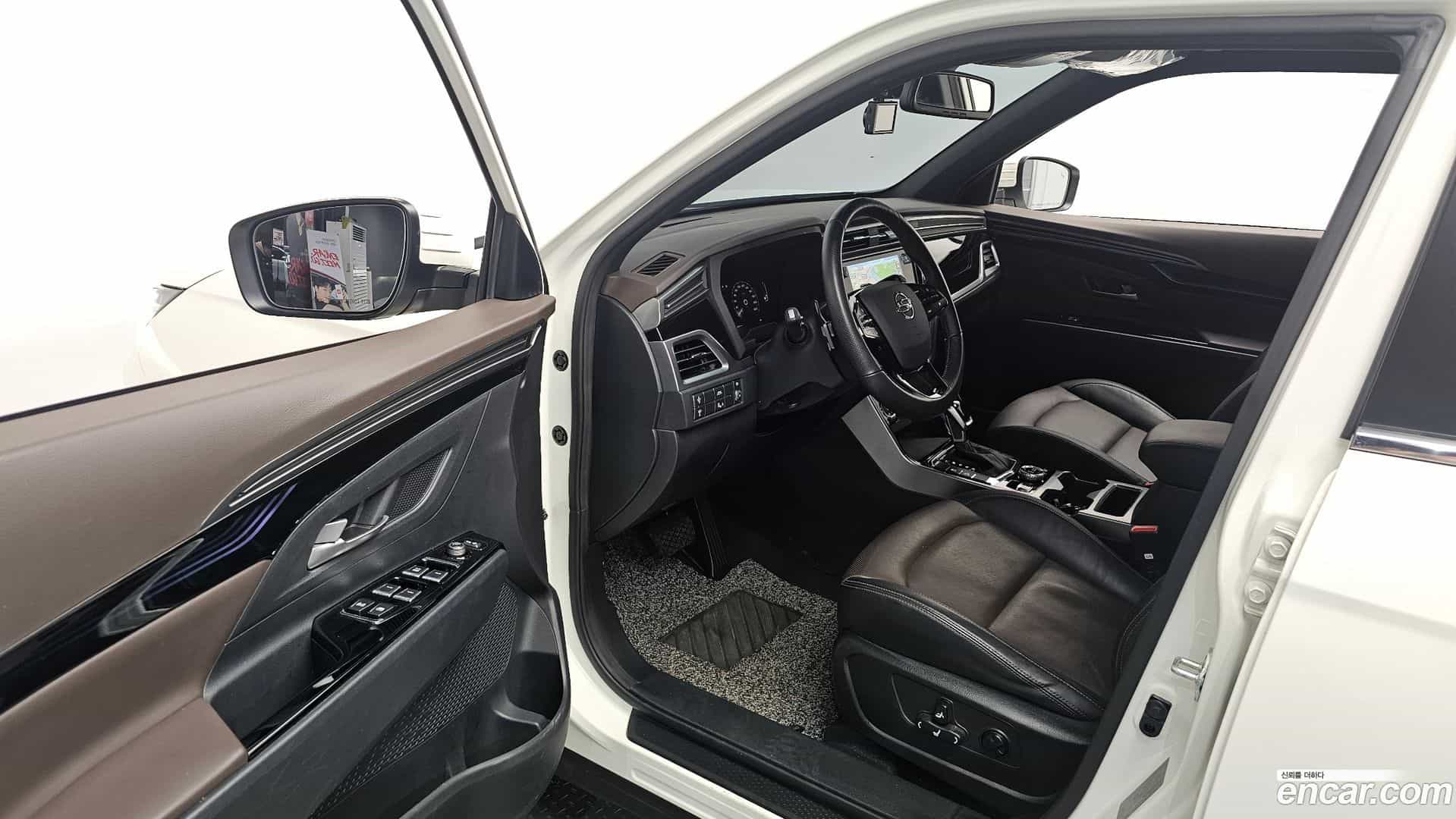 KORANDO KG Mobility 2020.3-INNER-010