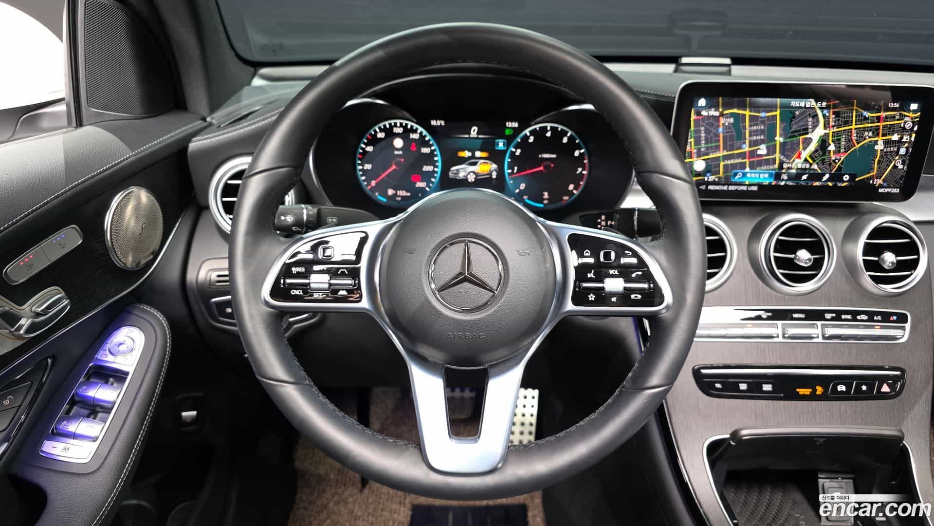 GLC-Class Mercedes-Benz 2023.0-OPTION-017