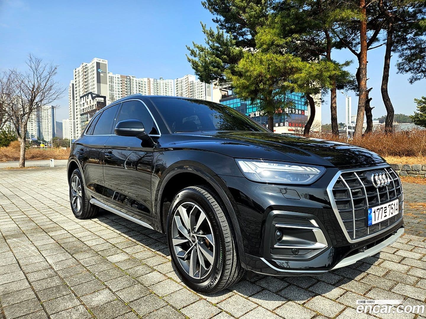 Main__Slider__Photo:Q5 Audi 2023.5-0
