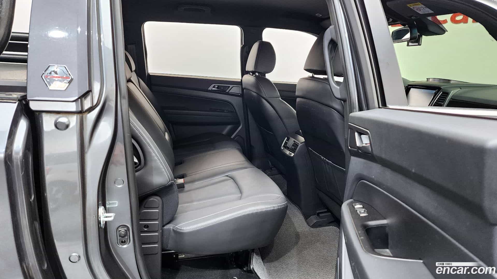 Rexton KG Mobility 2022.10-OPTION-016