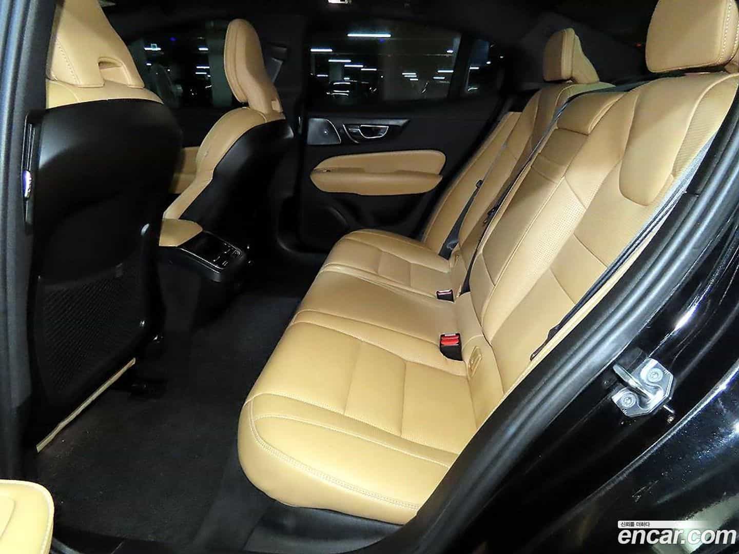 S60 Volvo 2020.10-INNER-007