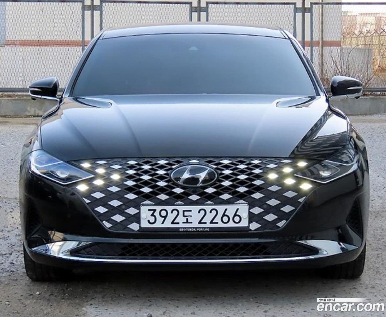 Main__Slider__Photo:Grandeur Hyundai 2020.0-0