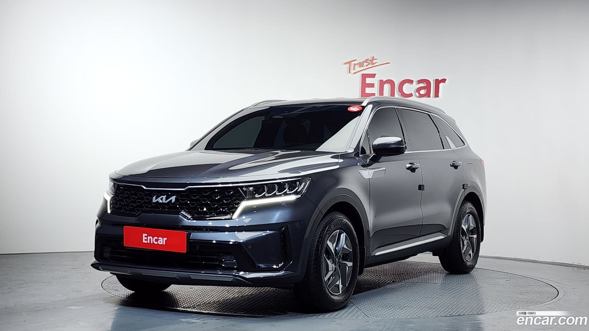 Main__Slider__Photo:Sorento Kia 2022.3-0