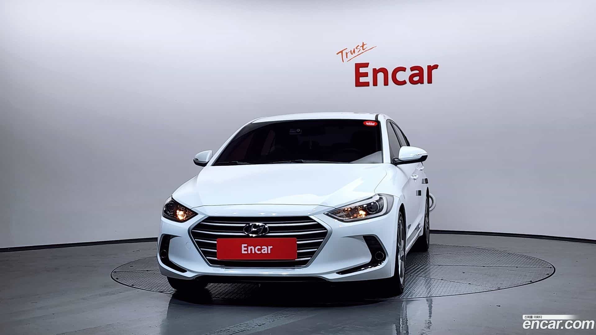 AVANTE Hyundai 2018.5-OUTER-003