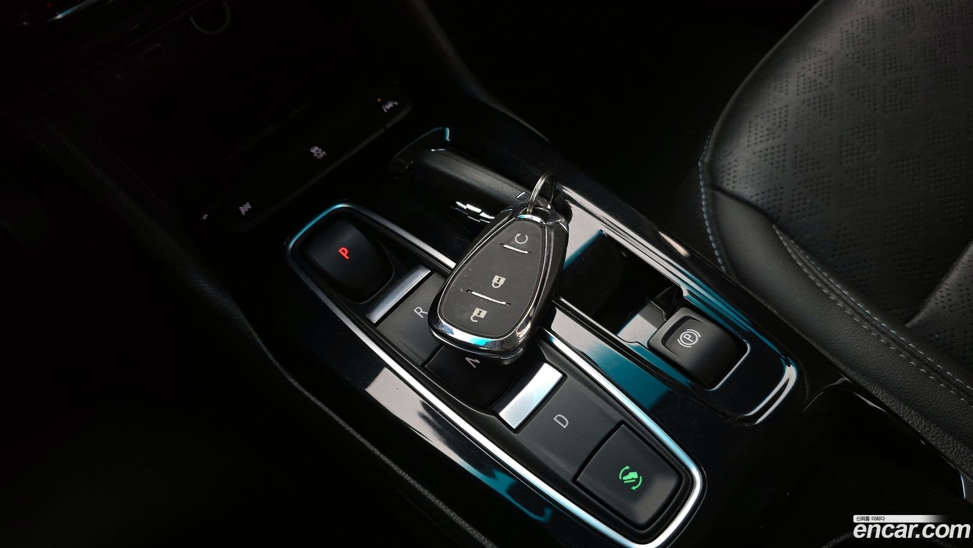 Main__Slider__Photo:Bolt EV Chevrolet 2022.9-8