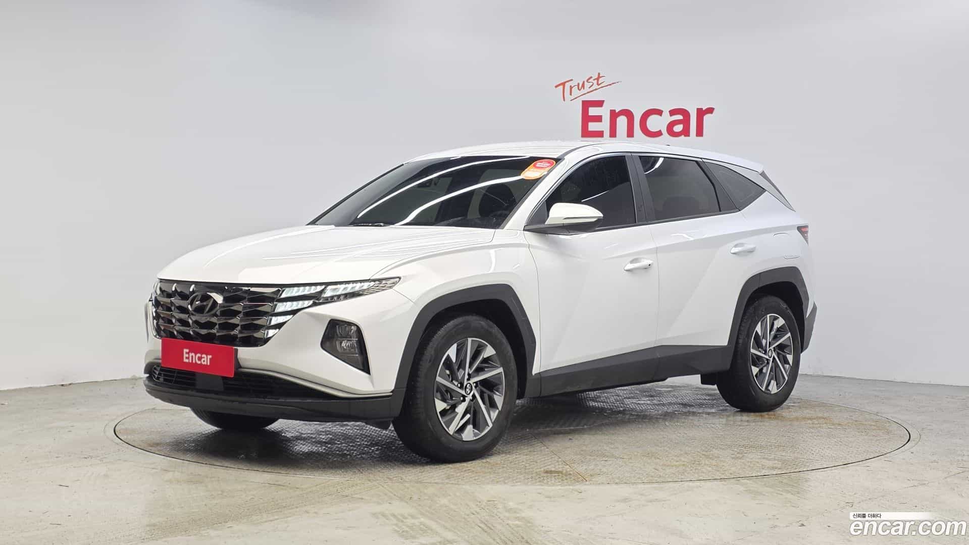 Tucson Hyundai 2022.1-OUTER-001