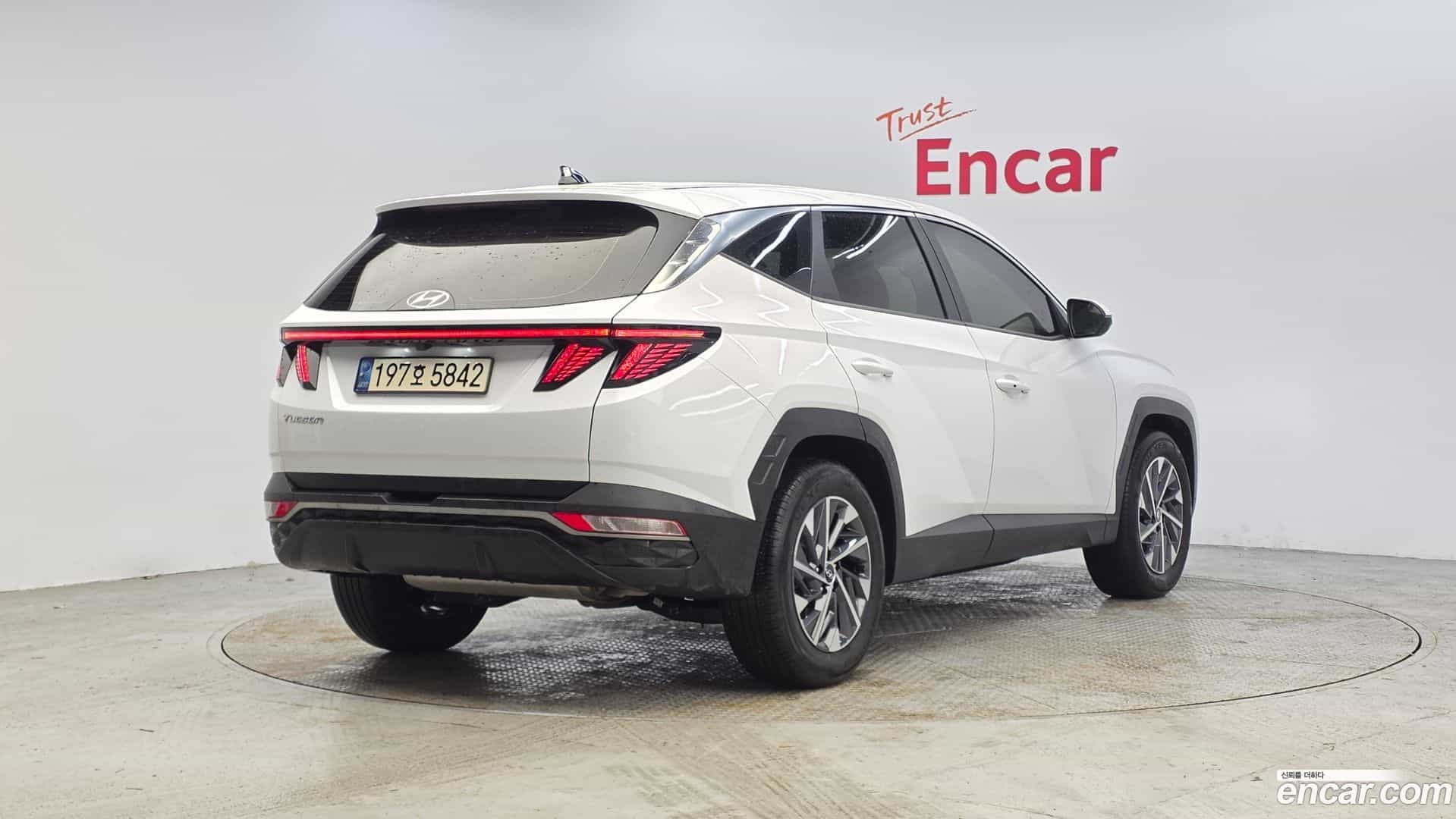 Tucson Hyundai 2022.1-OUTER-002