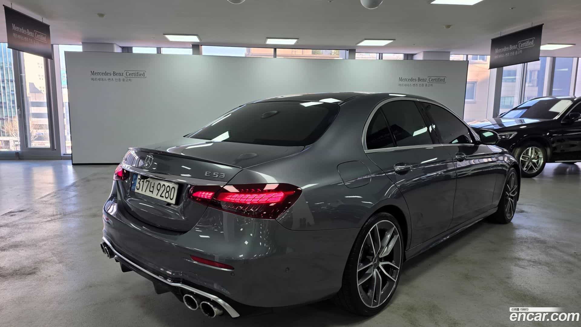 E-Class Mercedes-Benz 2021.10-OUTER-002