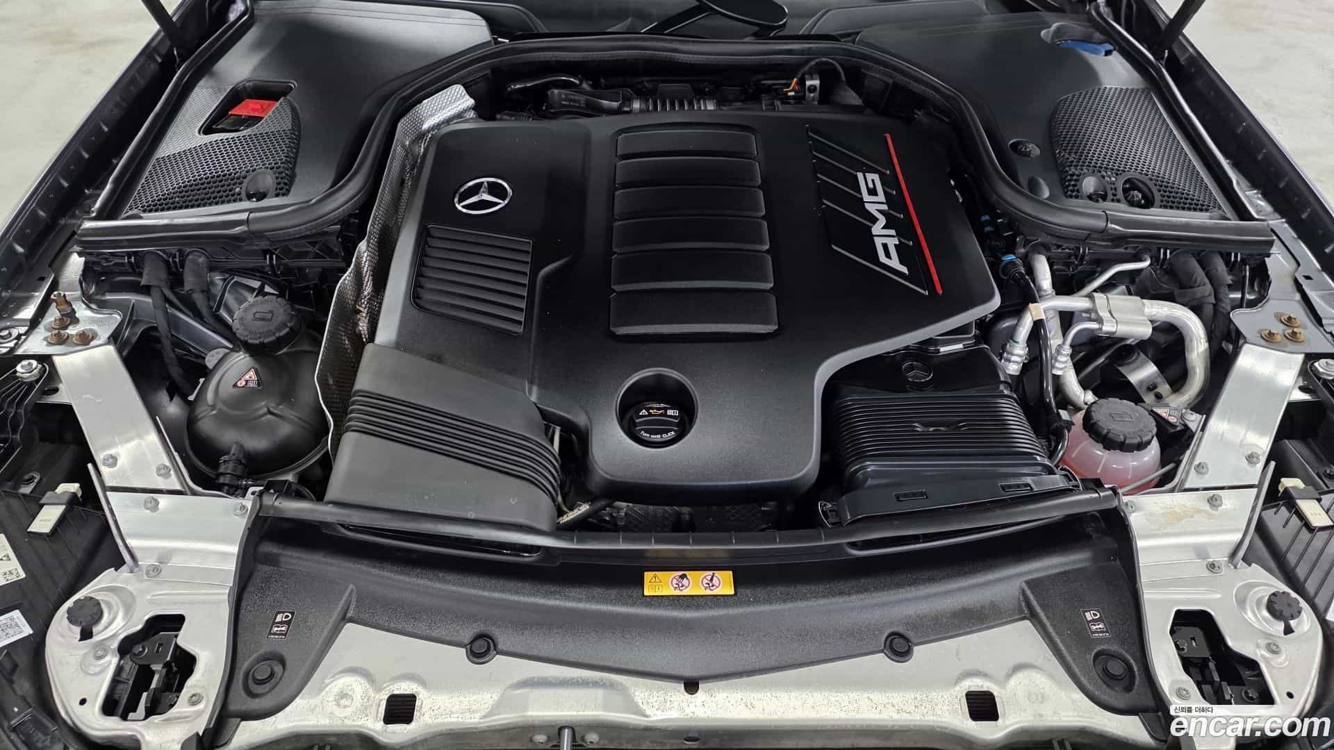 E-Class Mercedes-Benz 2021.10-INNER-006