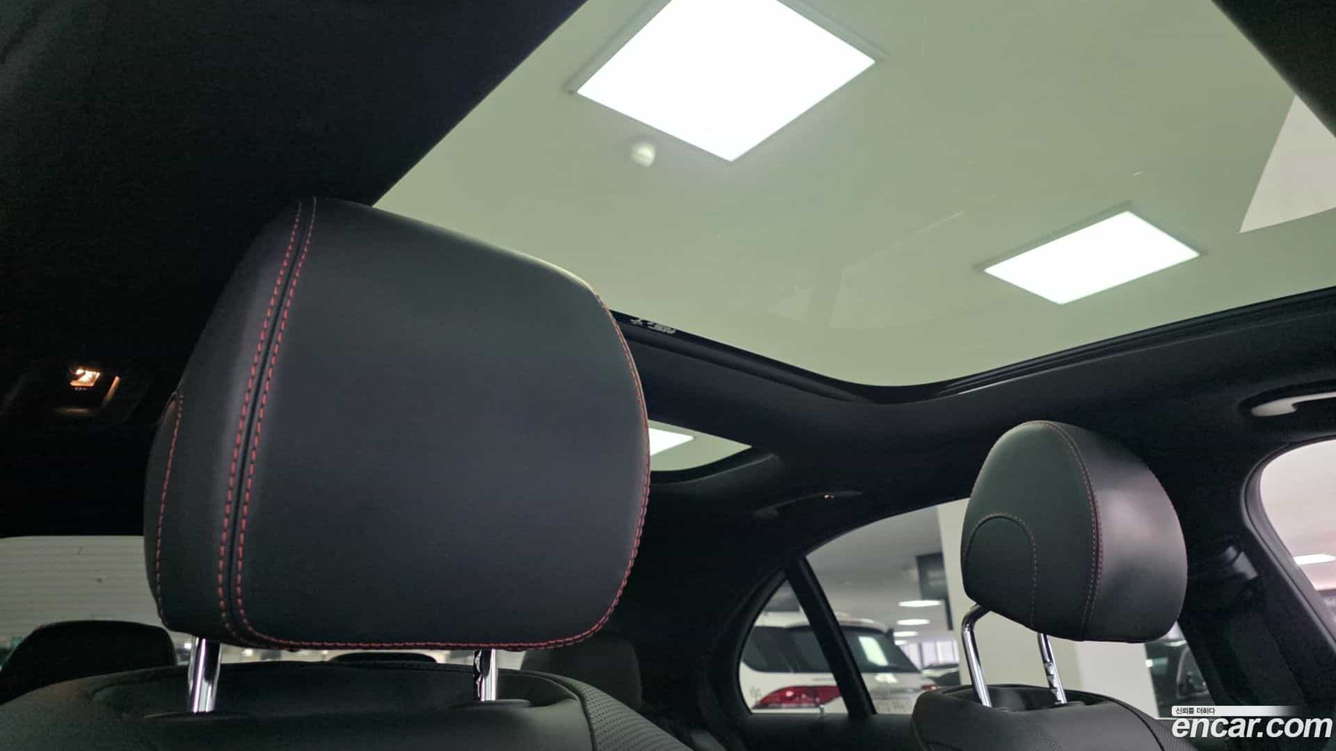 E-Class Mercedes-Benz 2021.10-OPTION-016