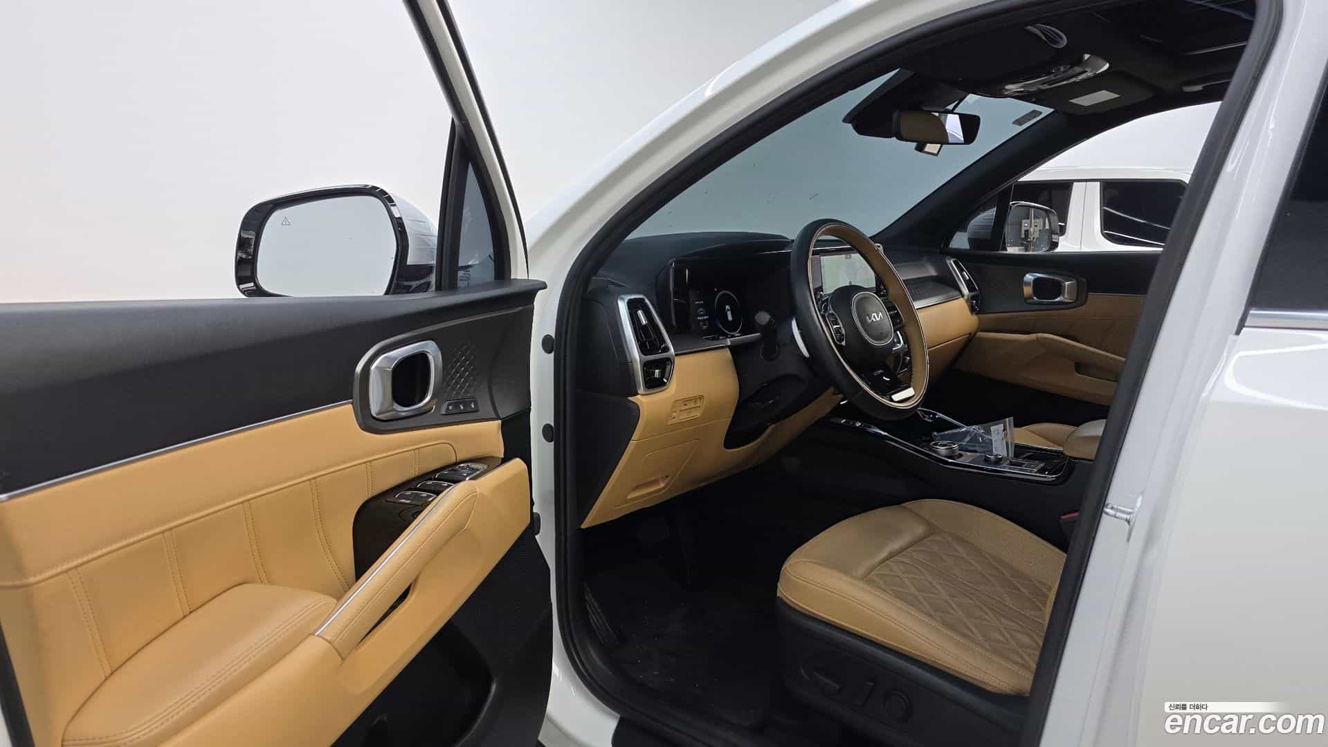 Sorento Kia 2023.4-INNER-010
