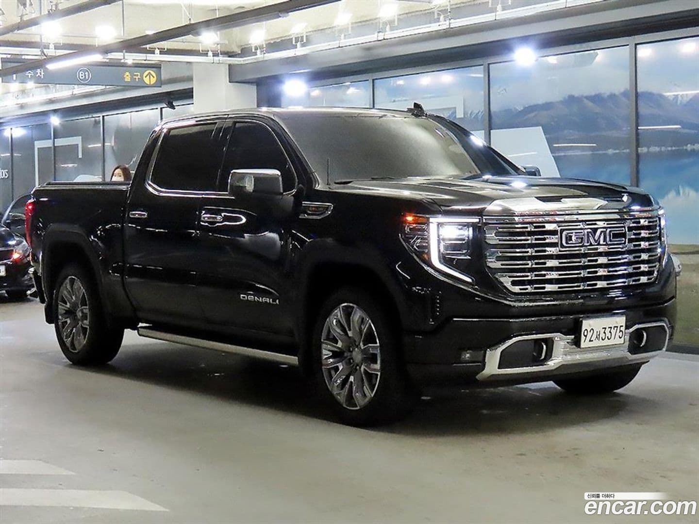 Main__Slider__Photo:Sierra GMC 2023.6-0