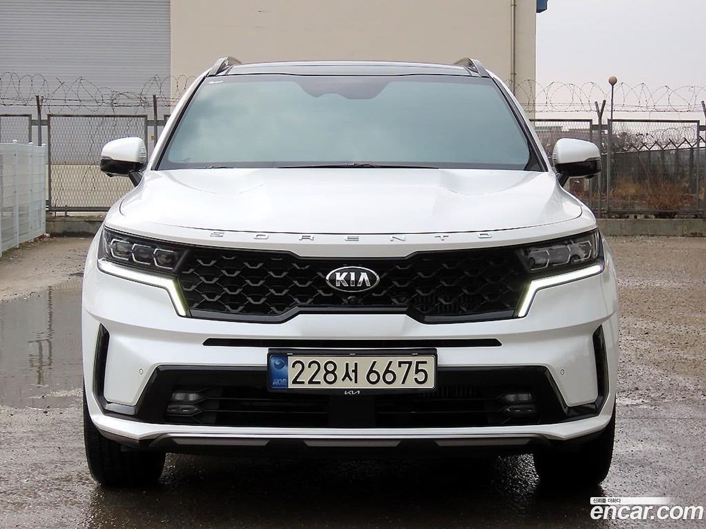 Main__Slider__Photo:Sorento Kia 2020.8-0