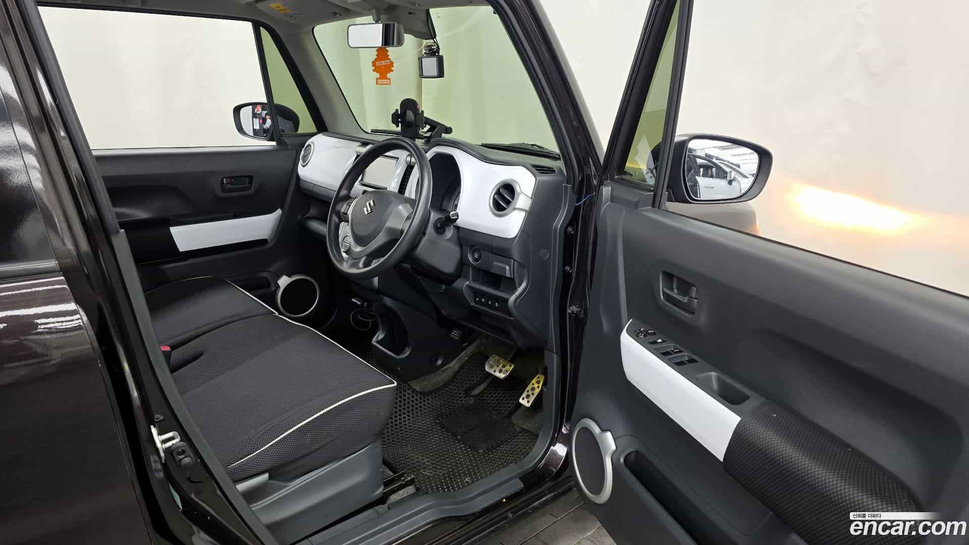 HUSTLER Suzuki 2014.11-INNER-010