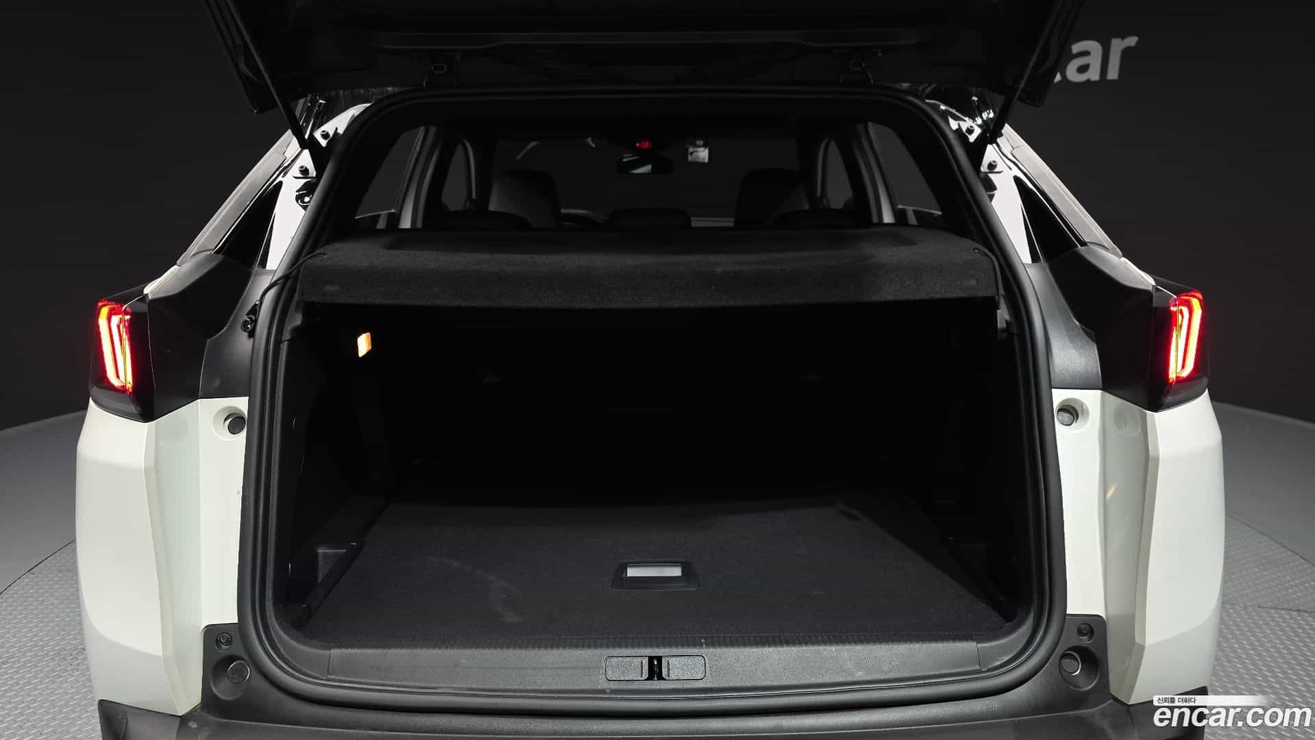 3008 Peugeot 2024.8-OPTION-023