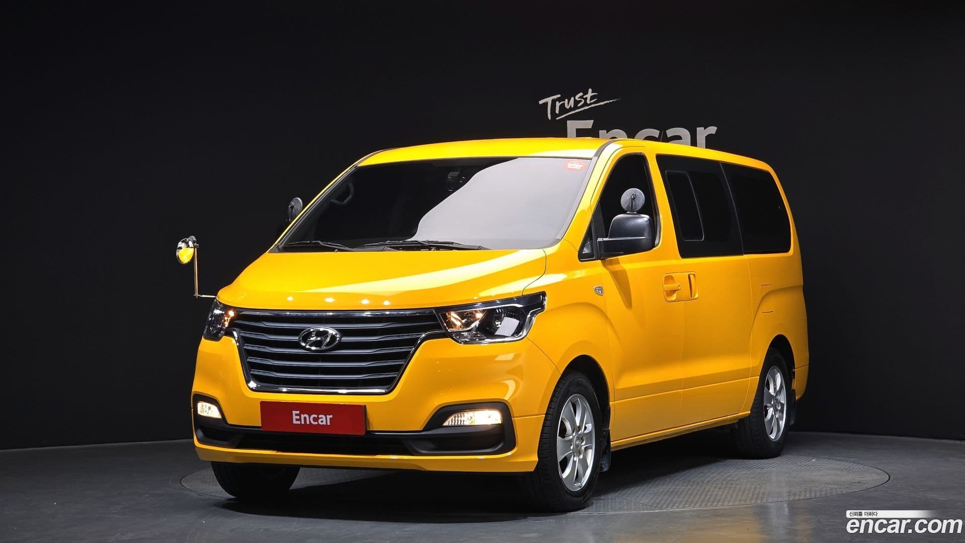 Main__Slider__Photo:Starex Hyundai 2019.1-0