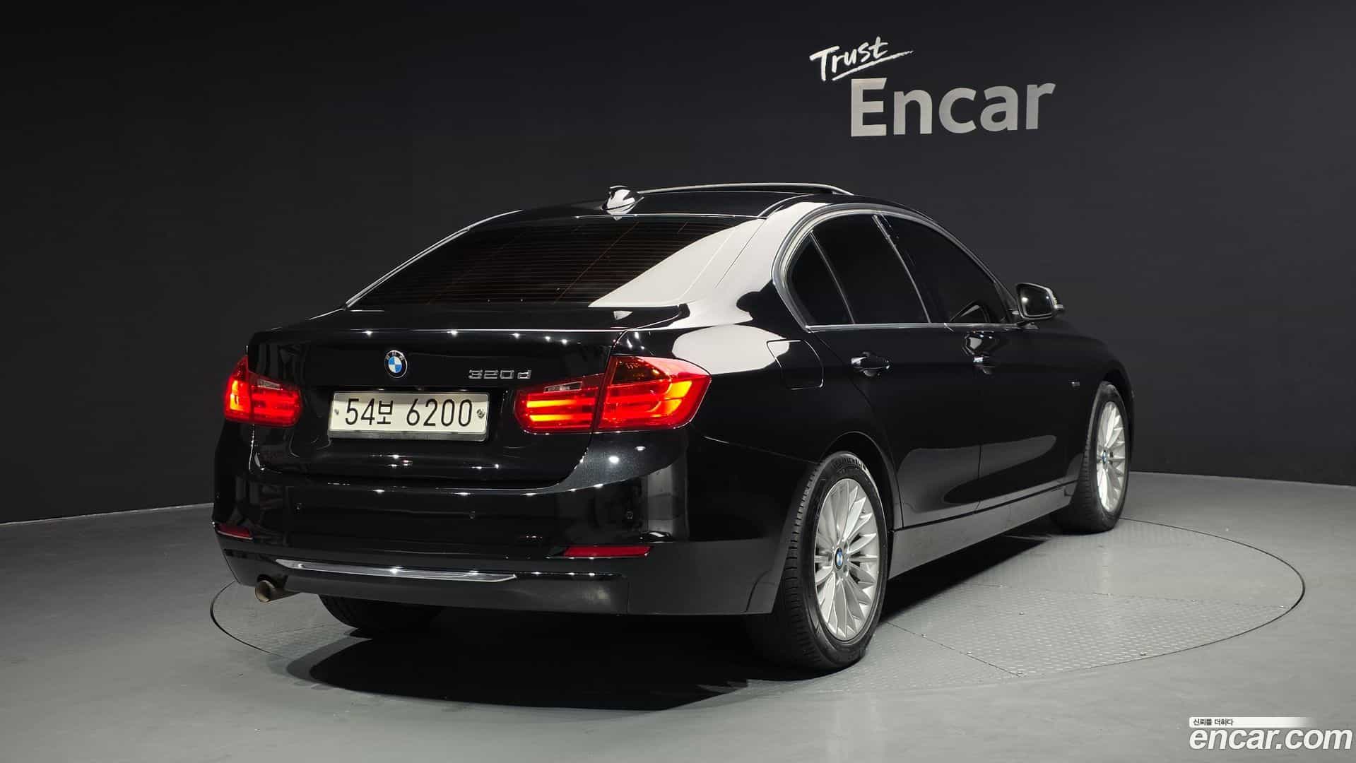 3-Series BMW 2015.6-OUTER-002