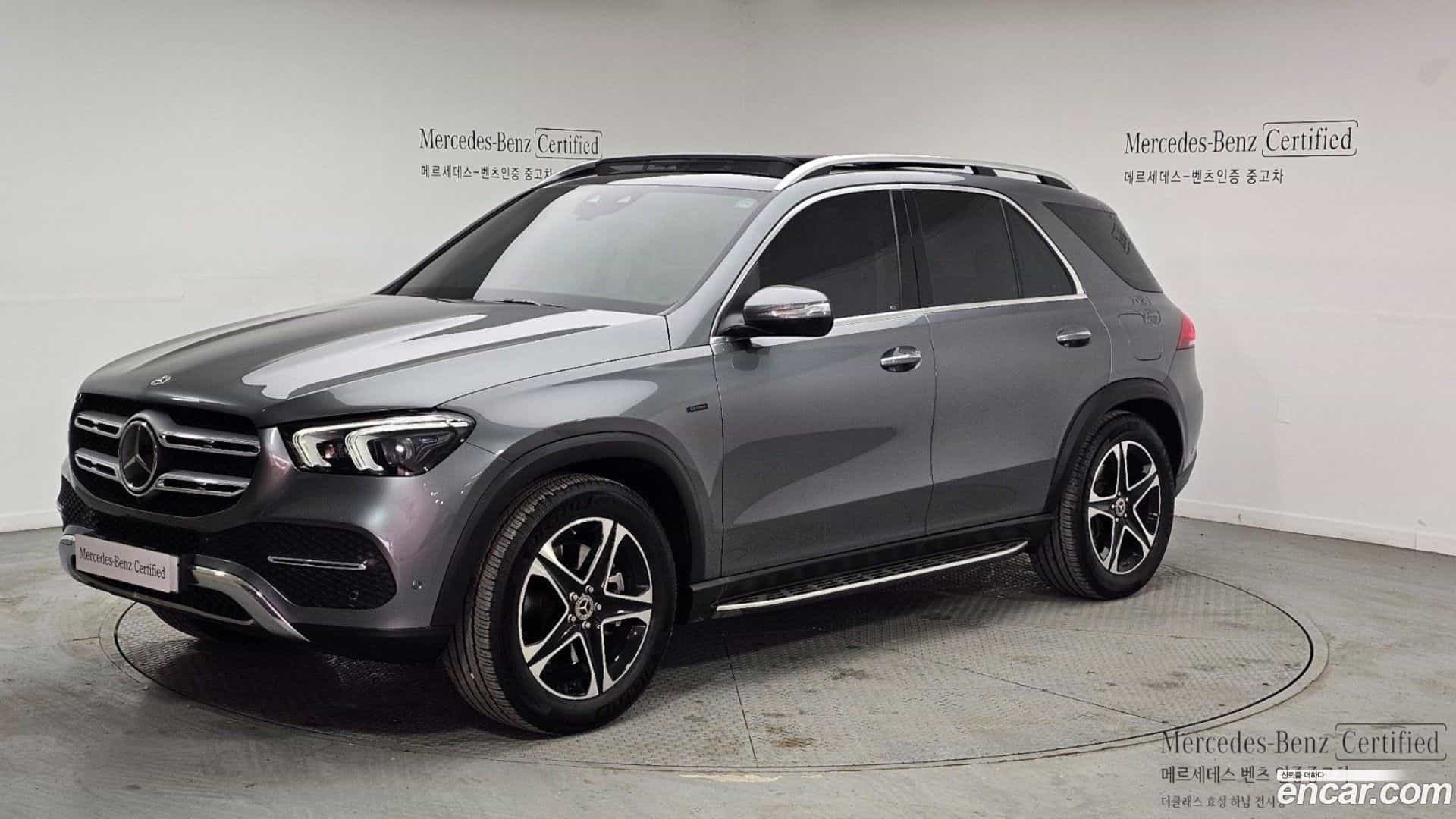 GLE-Class Mercedes-Benz 2021.11-OUTER-001