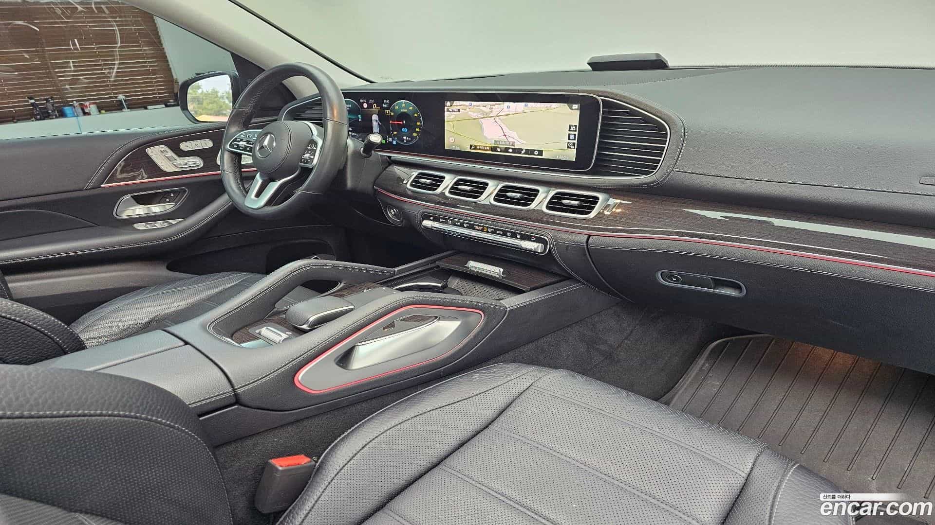 GLE-Class Mercedes-Benz 2021.11-OPTION-019