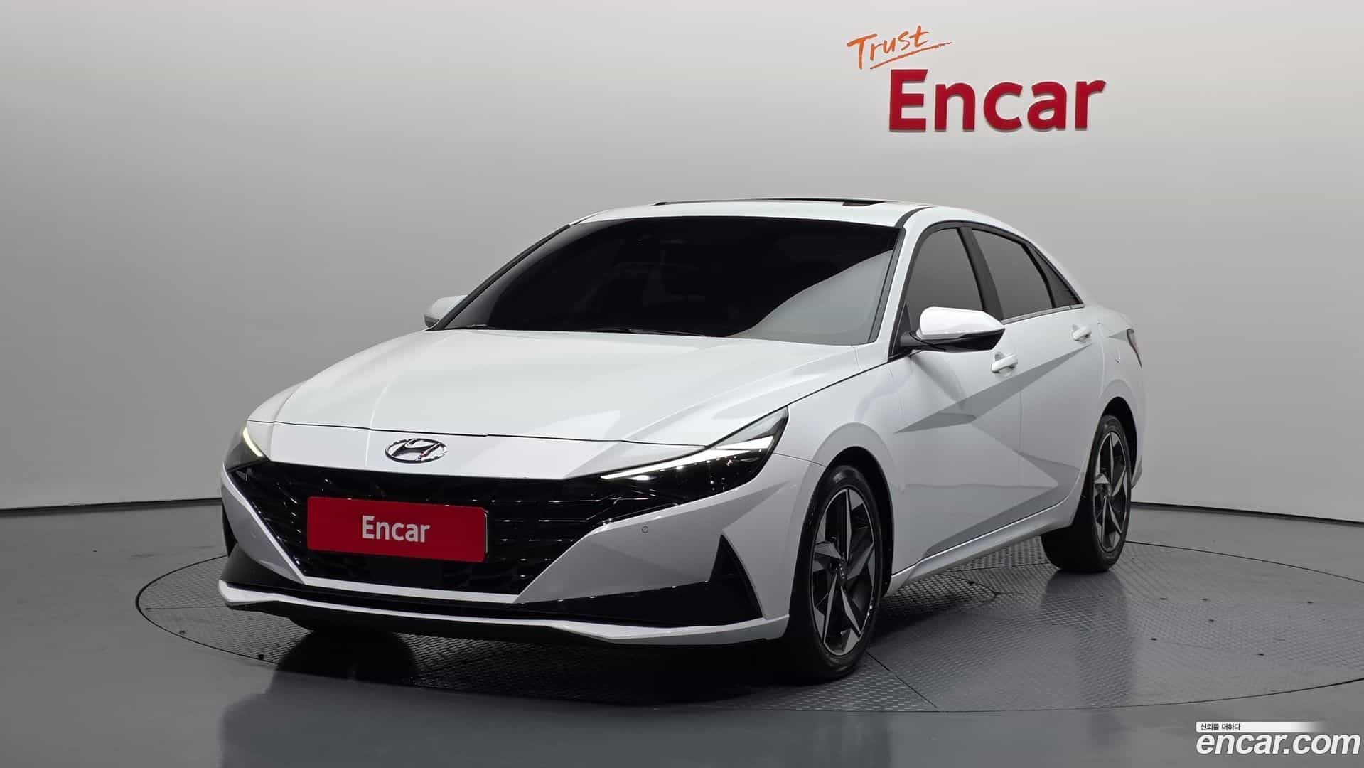 AVANTE Hyundai 2020.6-OUTER-001