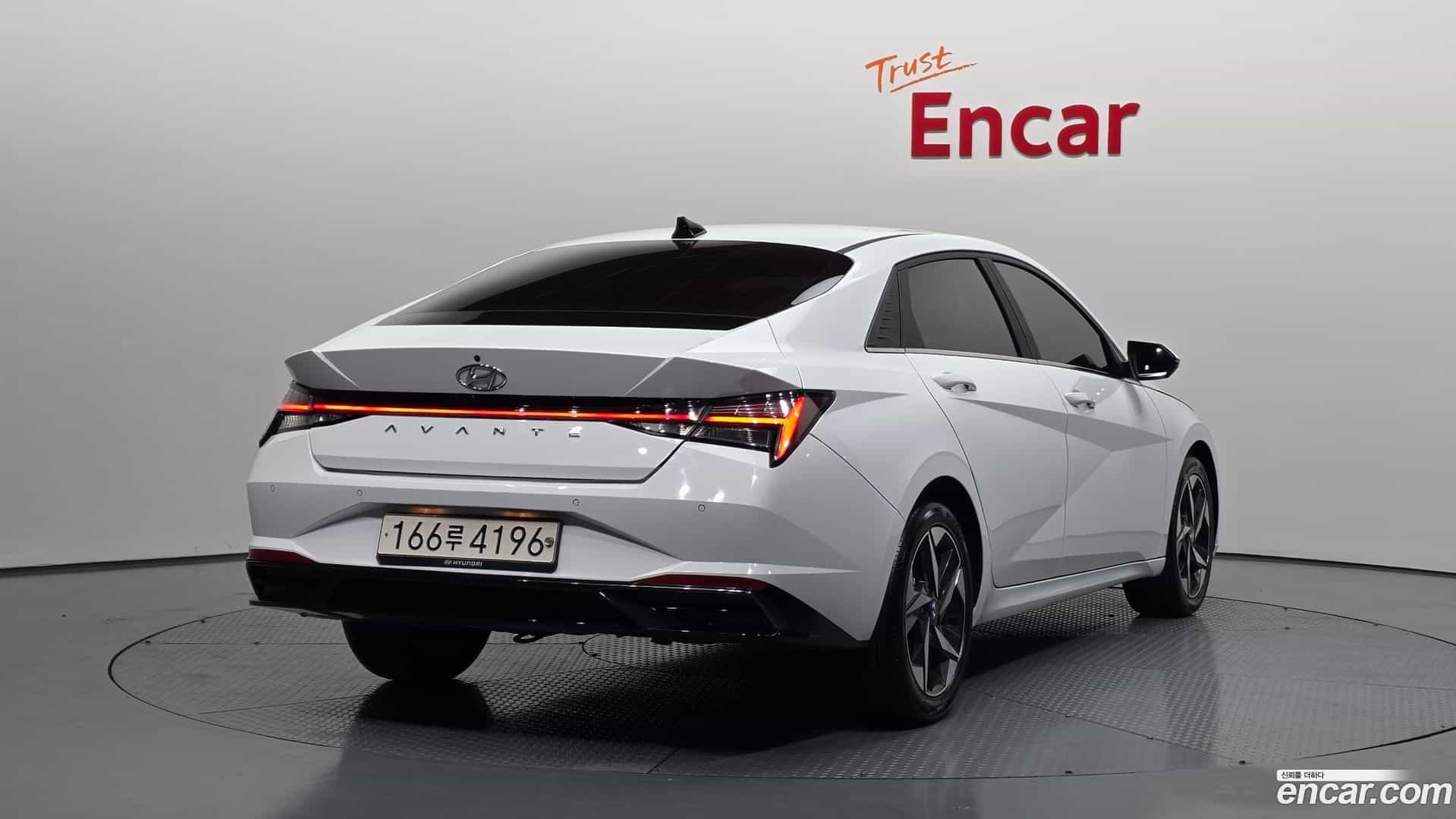 AVANTE Hyundai 2020.6-OUTER-002