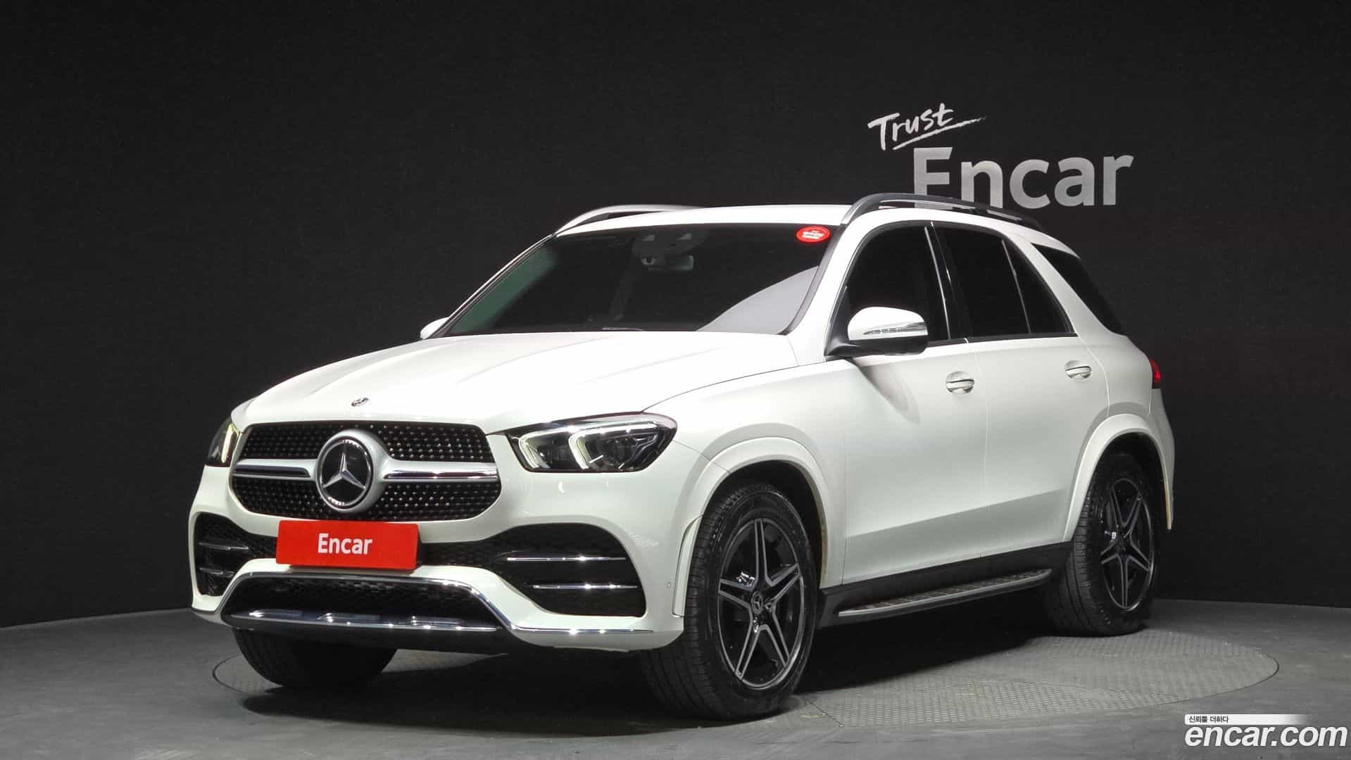 GLE-Class Mercedes-Benz 2019.11-OUTER-001