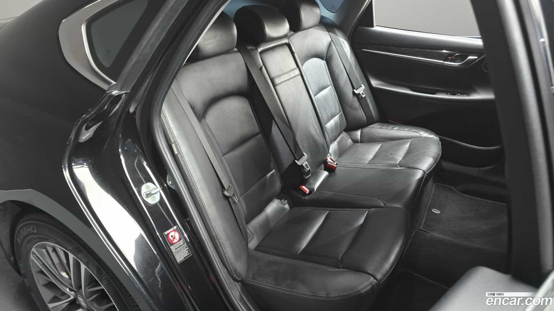 Grandeur Hyundai 2018.4-OPTION-016