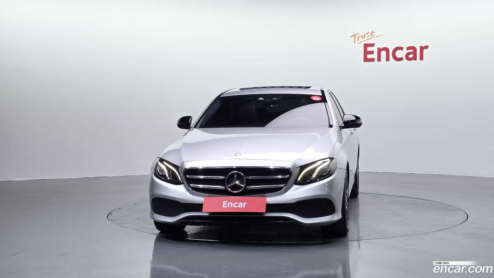 E-Class Mercedes-Benz 2017.6-OUTER-003