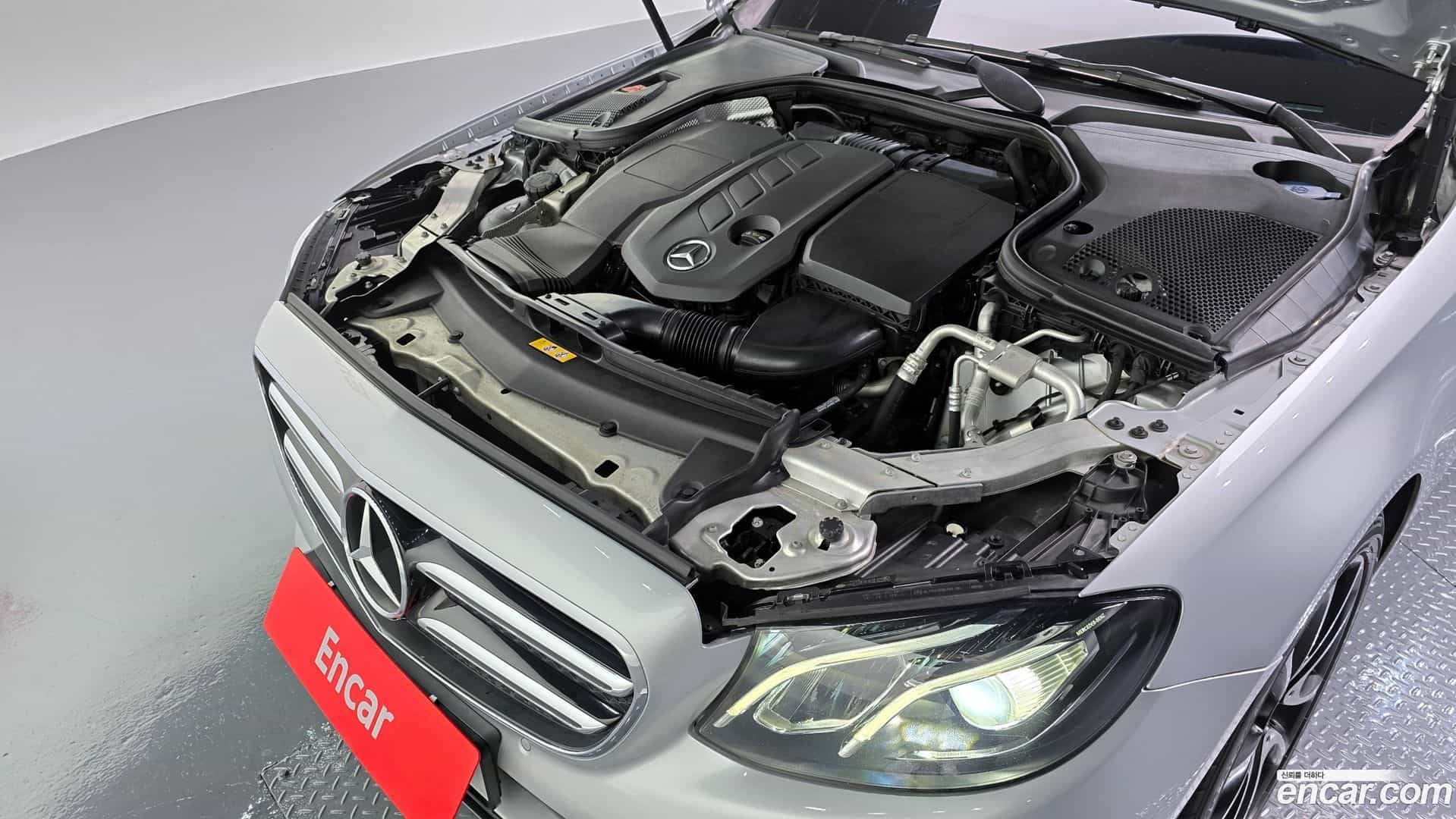 E-Class Mercedes-Benz 2017.6-OUTER-006