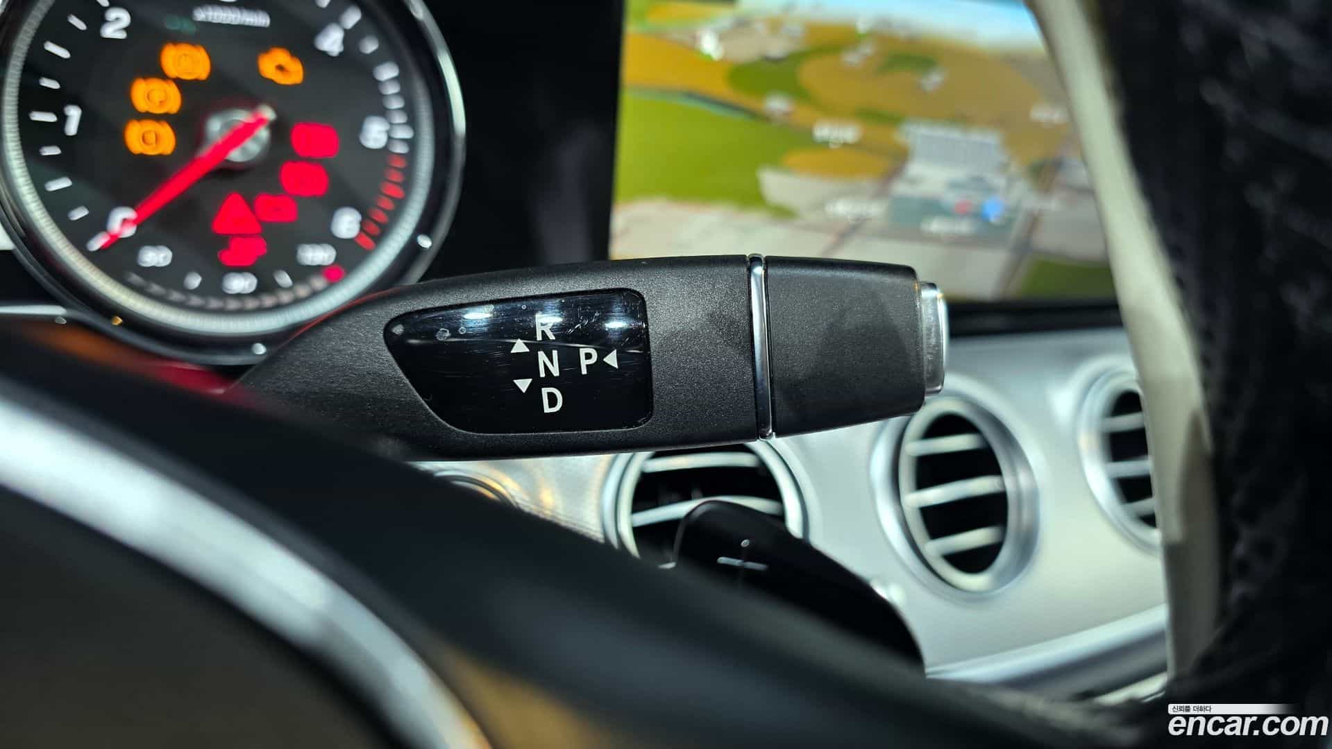 E-Class Mercedes-Benz 2017.6-INNER-009