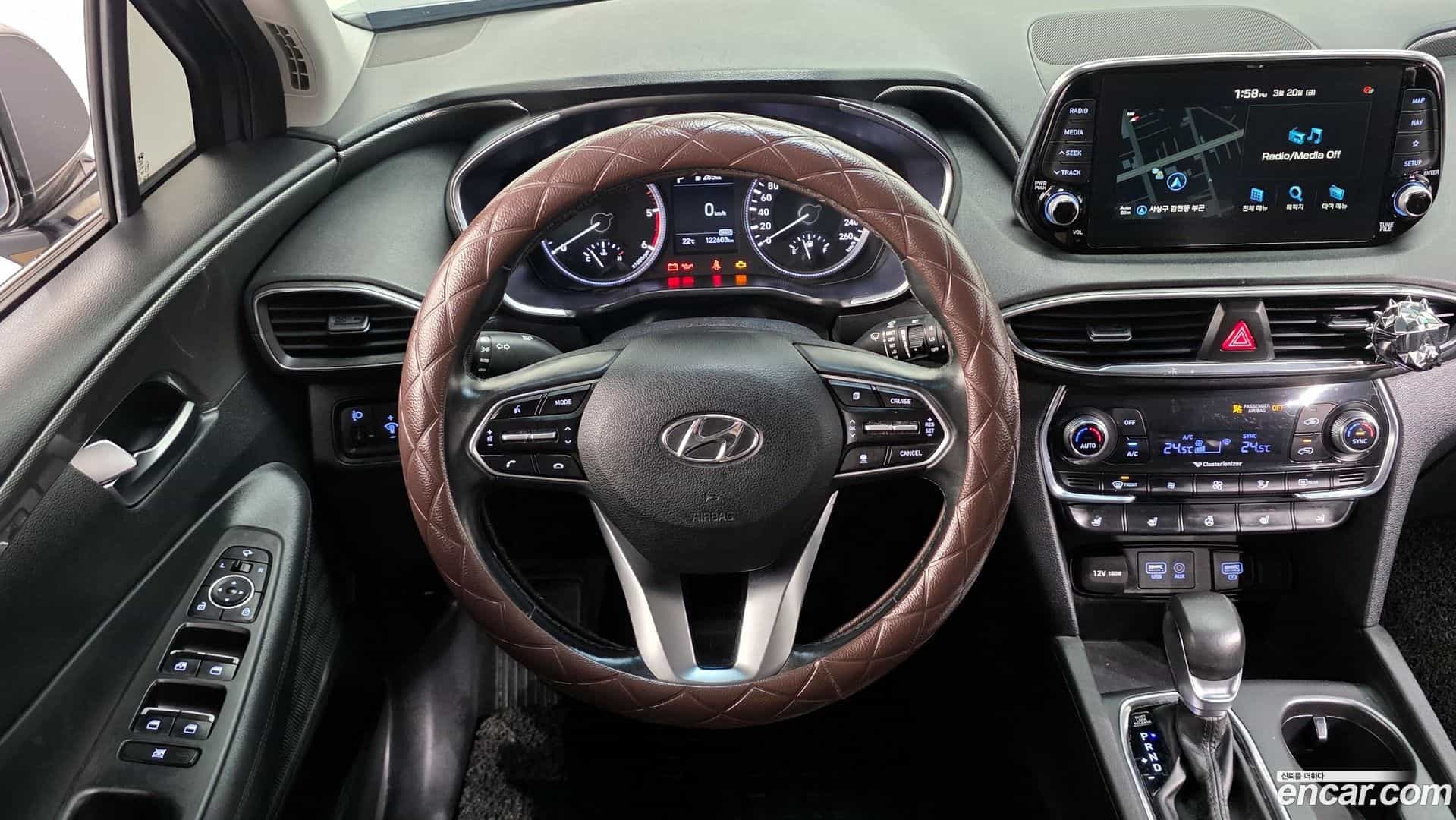 Santafe Hyundai 2018.6-OPTION-017