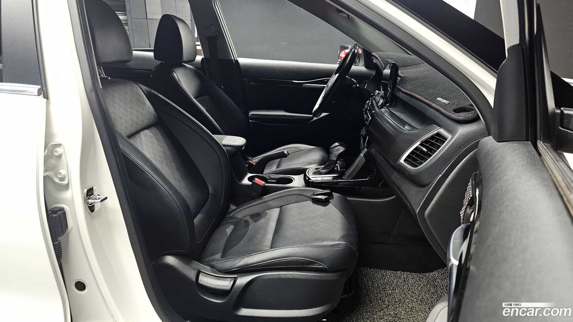 Seltos Kia 2019.11-INNER-010