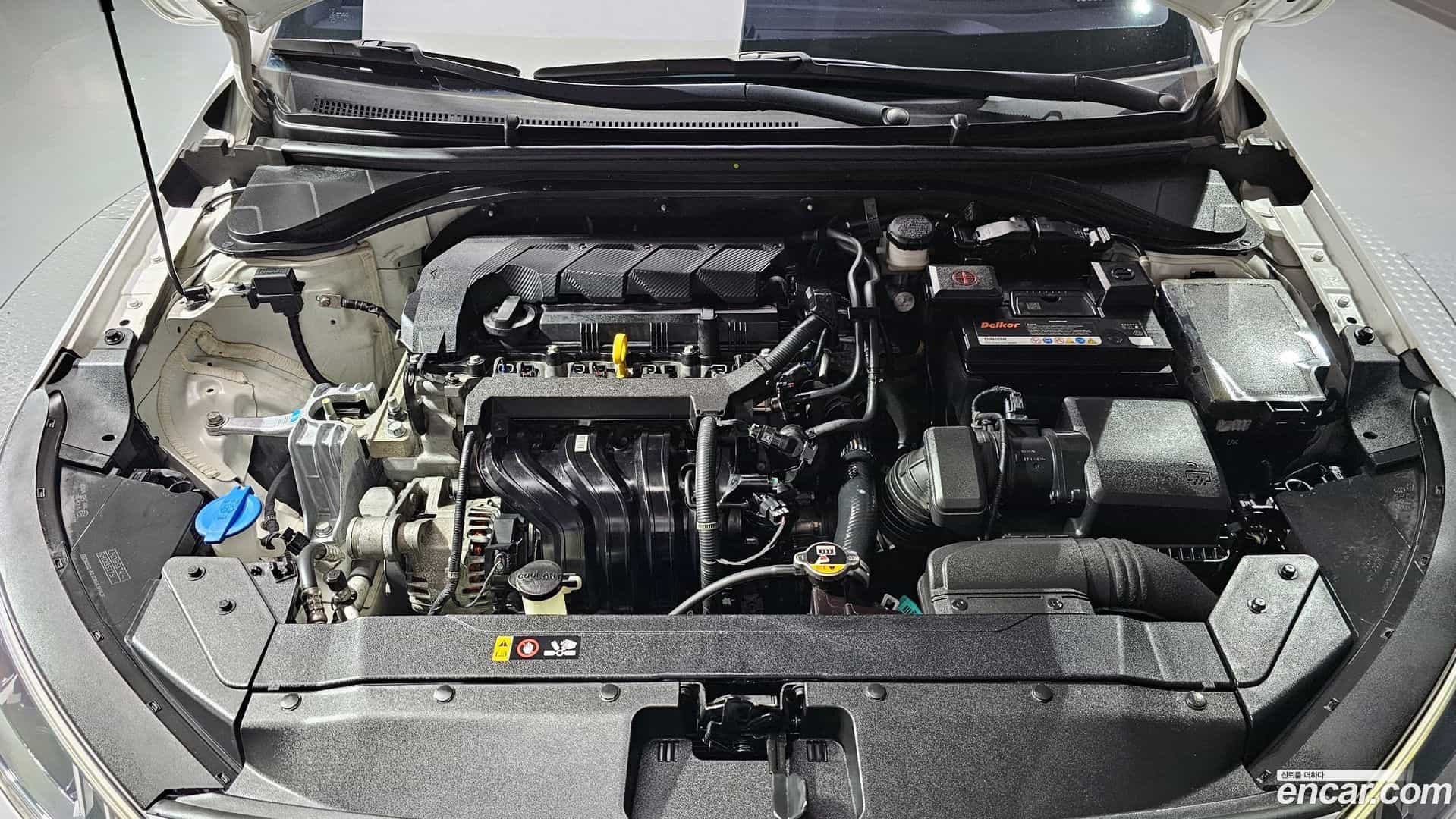 AVANTE Hyundai 2020.0-OUTER-006