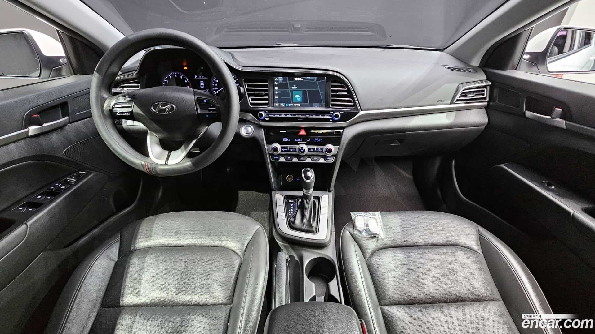 AVANTE Hyundai 2020.0-INNER-007