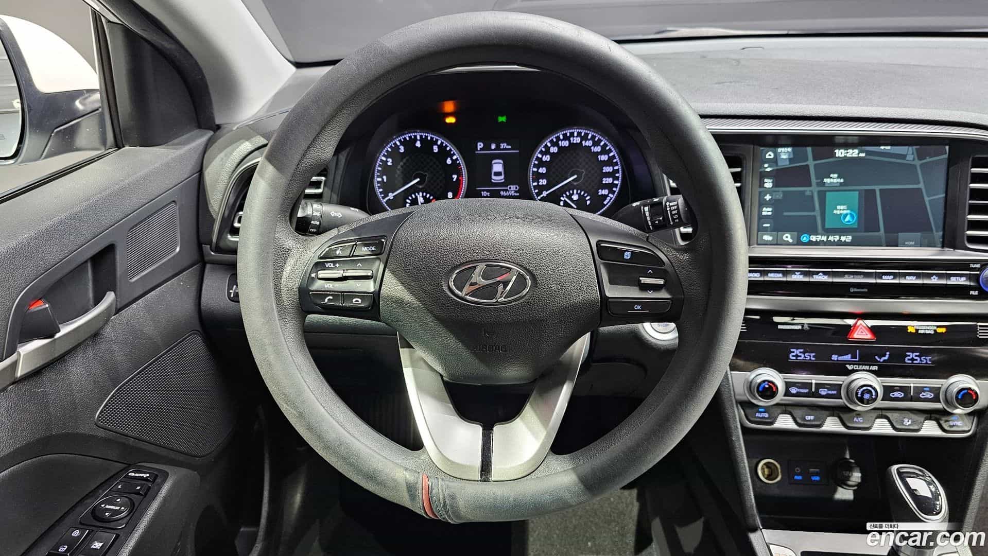 AVANTE Hyundai 2020.0-OPTION-017