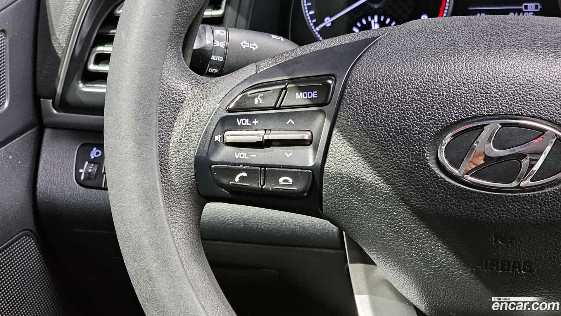 AVANTE Hyundai 2020.0-OPTION-023