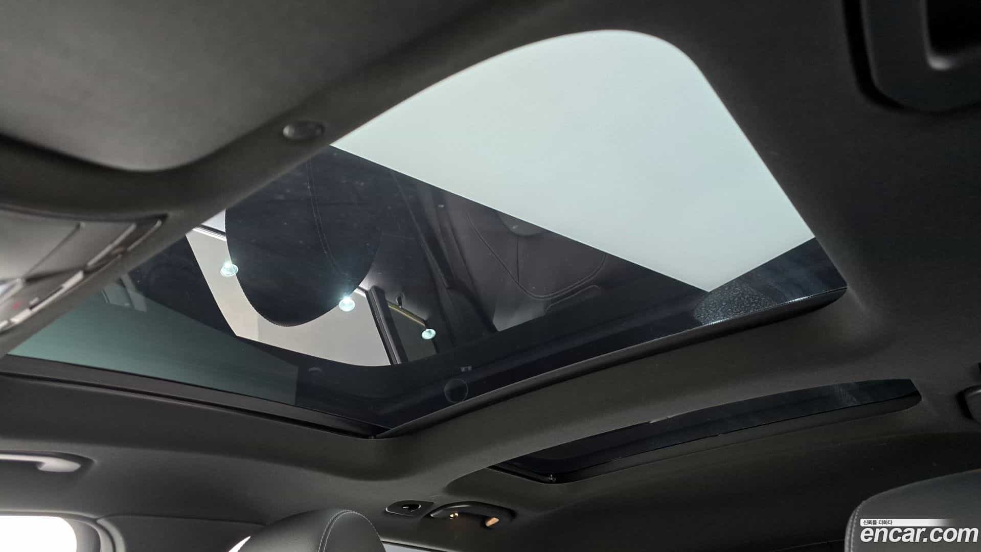 GLC-Class Mercedes-Benz 2021.4-OPTION-022