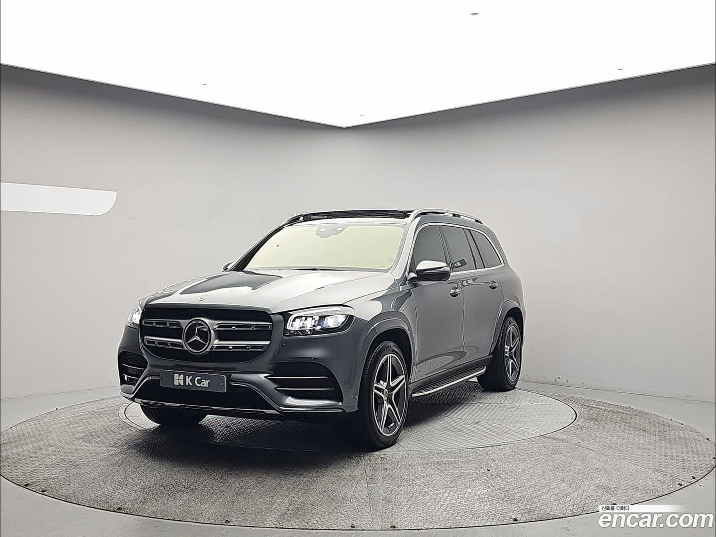 Main__Slider__Photo:GLS-Class Mercedes-Benz 2022.5-0