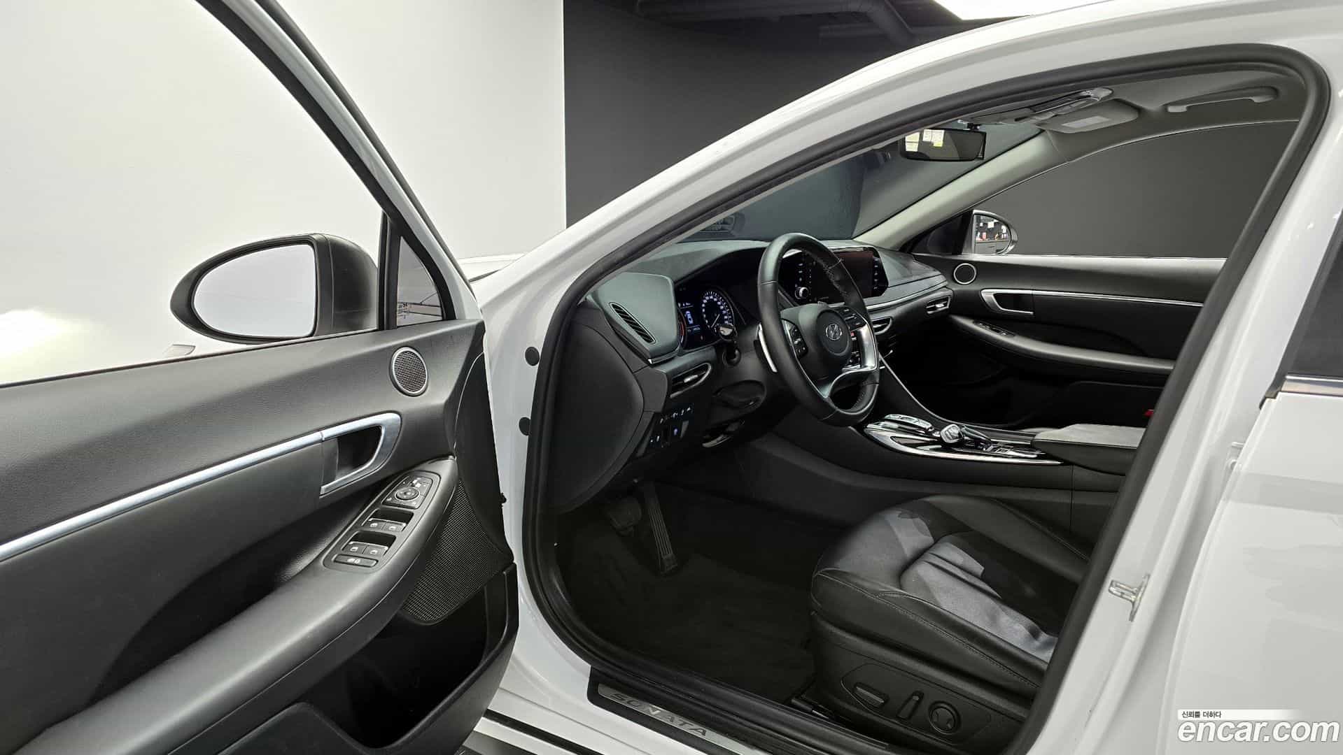 Sonata Hyundai 2021.2-OPTION-015