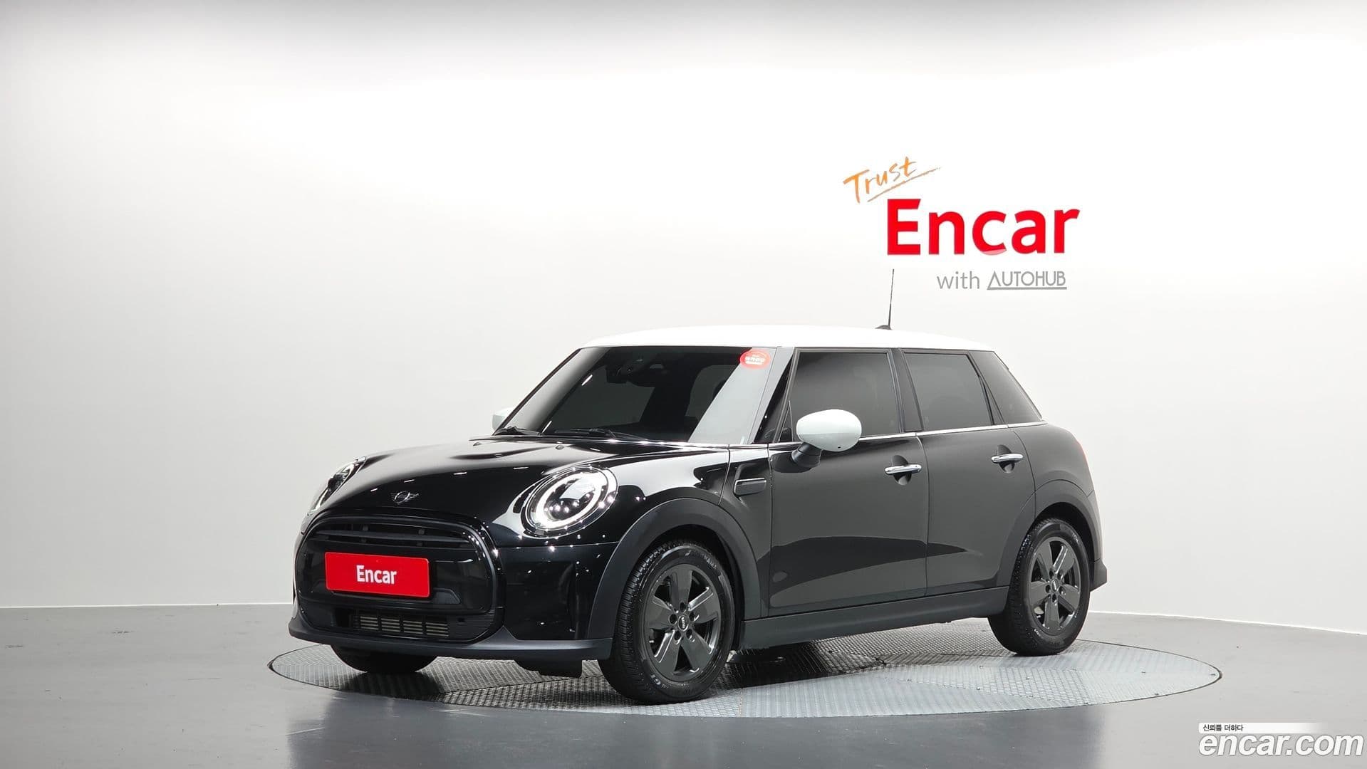 Main__Slider__Photo:Cooper Mini 2023.2-0